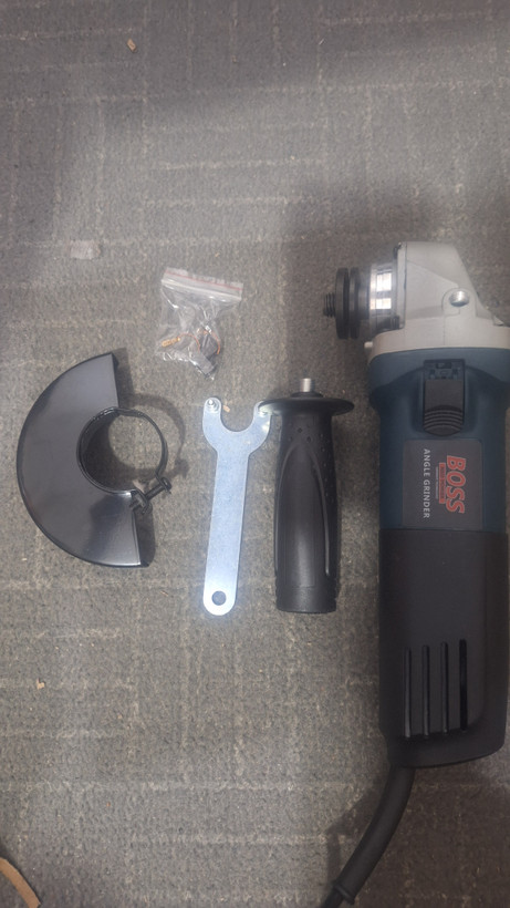 مینی فرز ۱۵۰۰ وات کلید بغل باس BOSS مدل BS-115-2